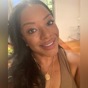 Meet your Posher, Treisha